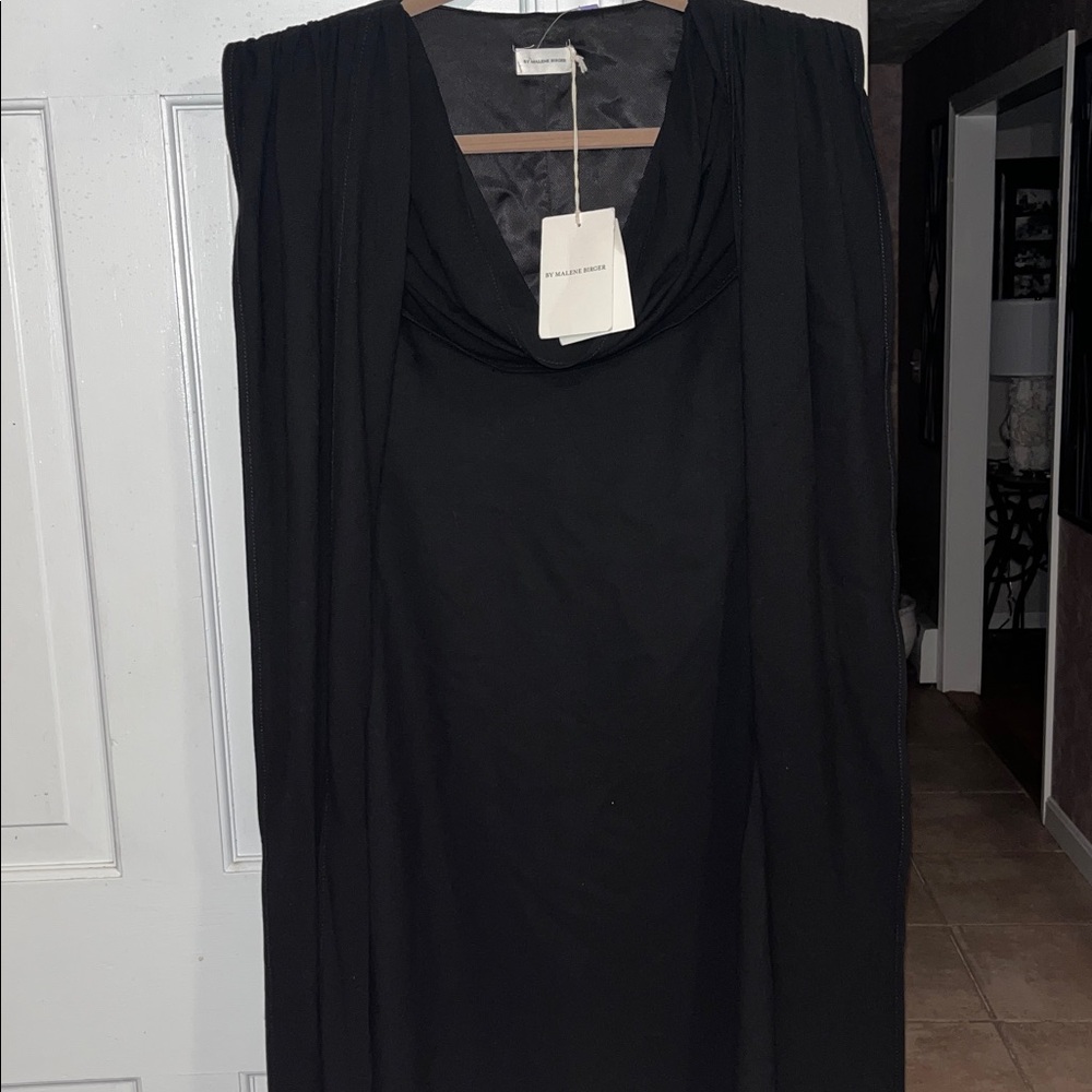 Gorgeous Maylene Birger black long, elegant sleeveless dress new with tags